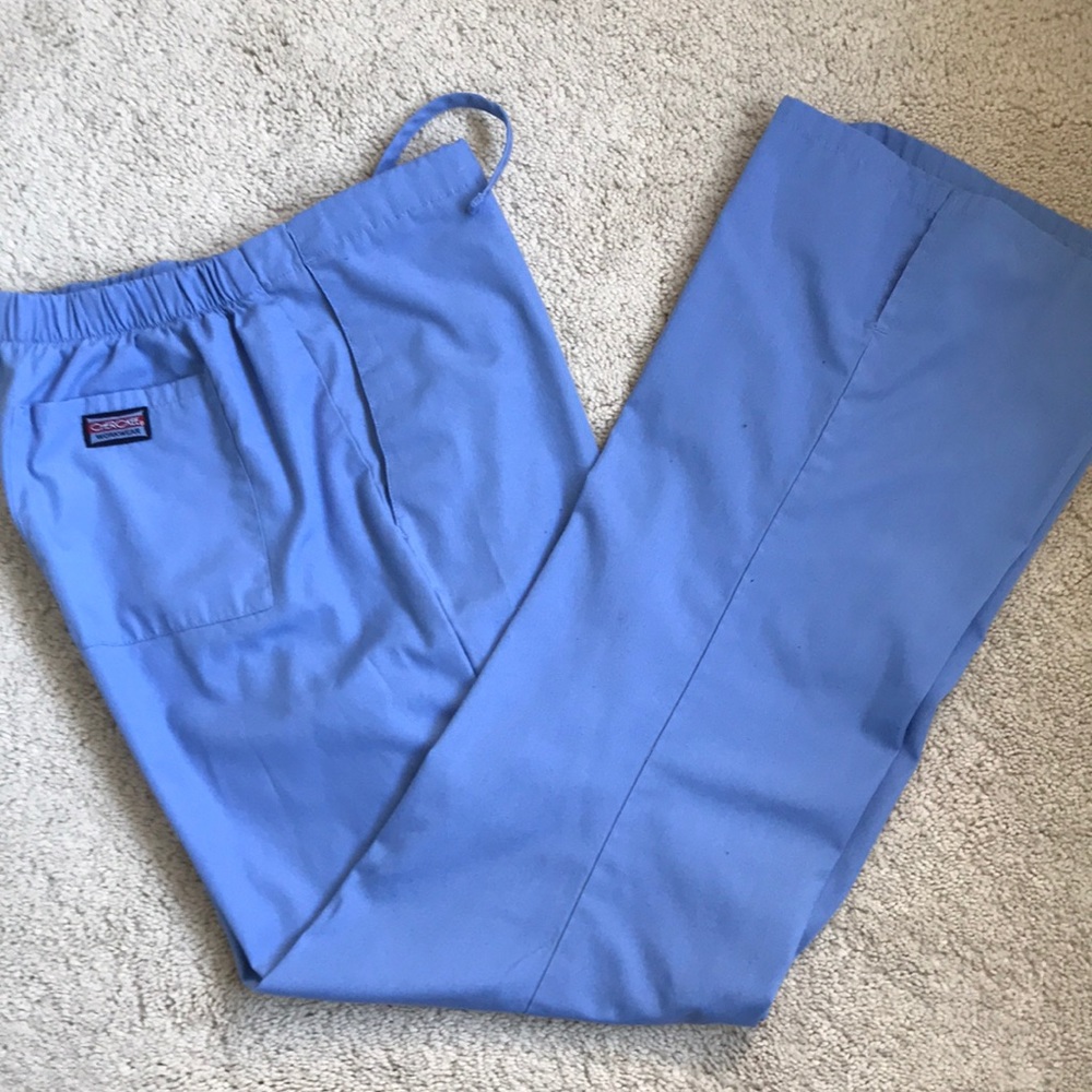 CHEROKEE SCRUB PANTS 💕